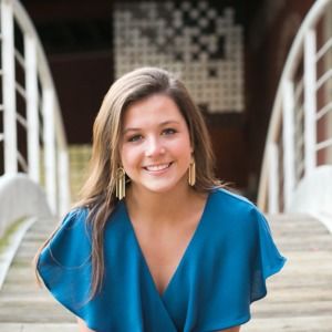 Meet your Posher, Julia